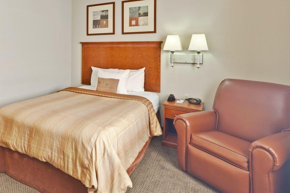 First Inn Suites Джермантаун Экстерьер фото